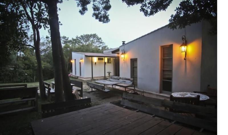 Hostel Punta Ballena Bar 埃斯特角城 外观 照片